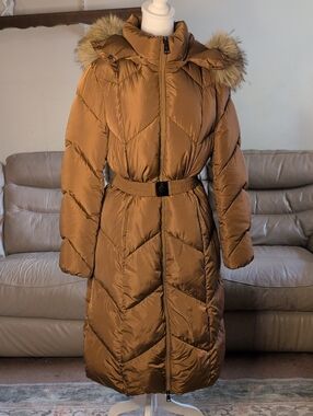 Never Worn Long Quilted Belted Puffer Coat with Faux Fur Hood - Camel Size L